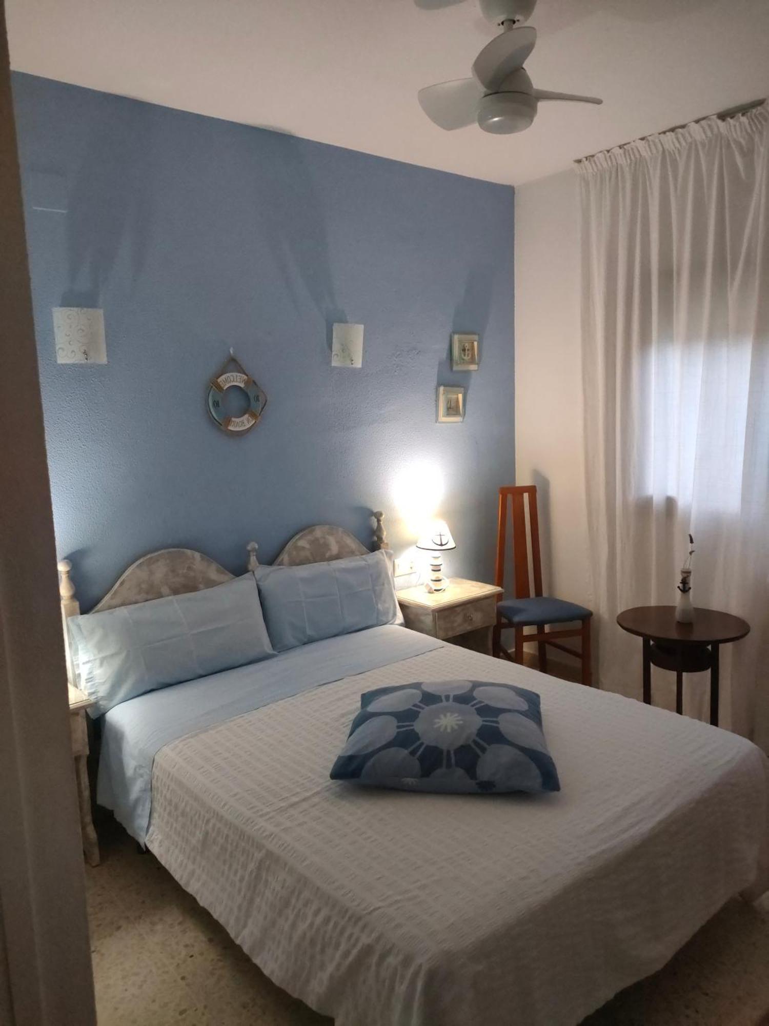 Hostal Los Pinares 료렛 드 마르 외부 사진