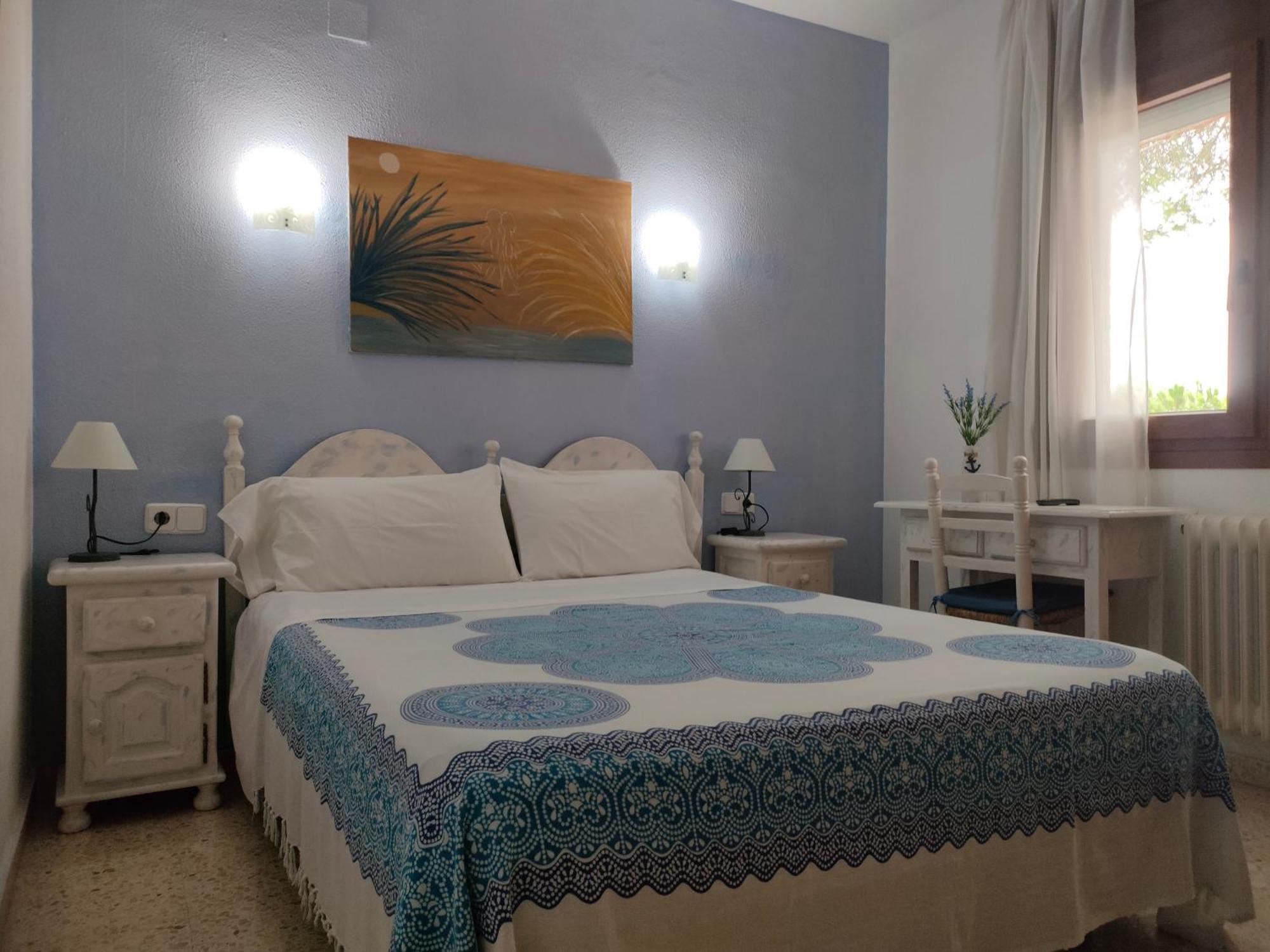 Hostal Los Pinares 료렛 드 마르 외부 사진
