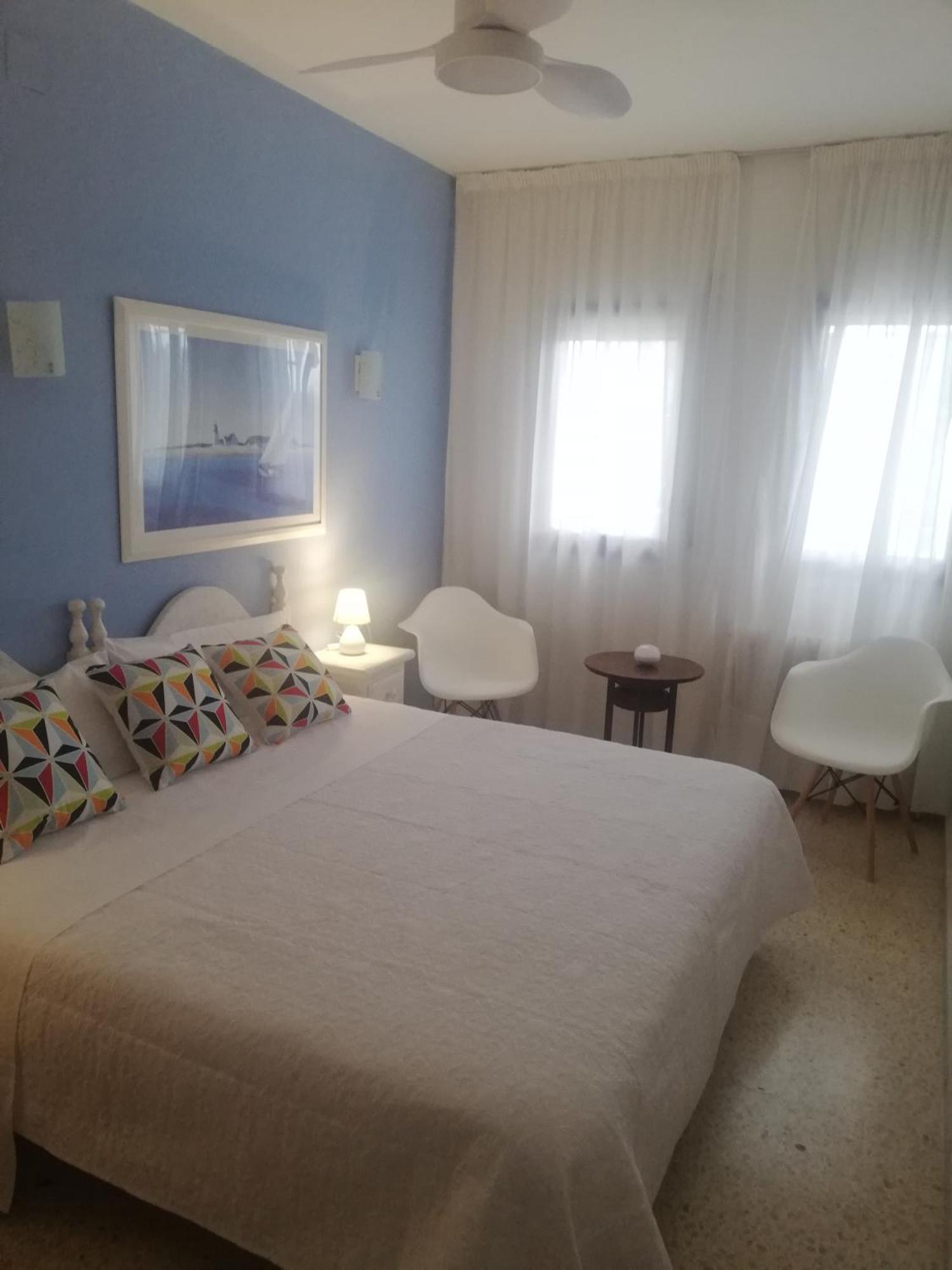 Hostal Los Pinares 료렛 드 마르 외부 사진