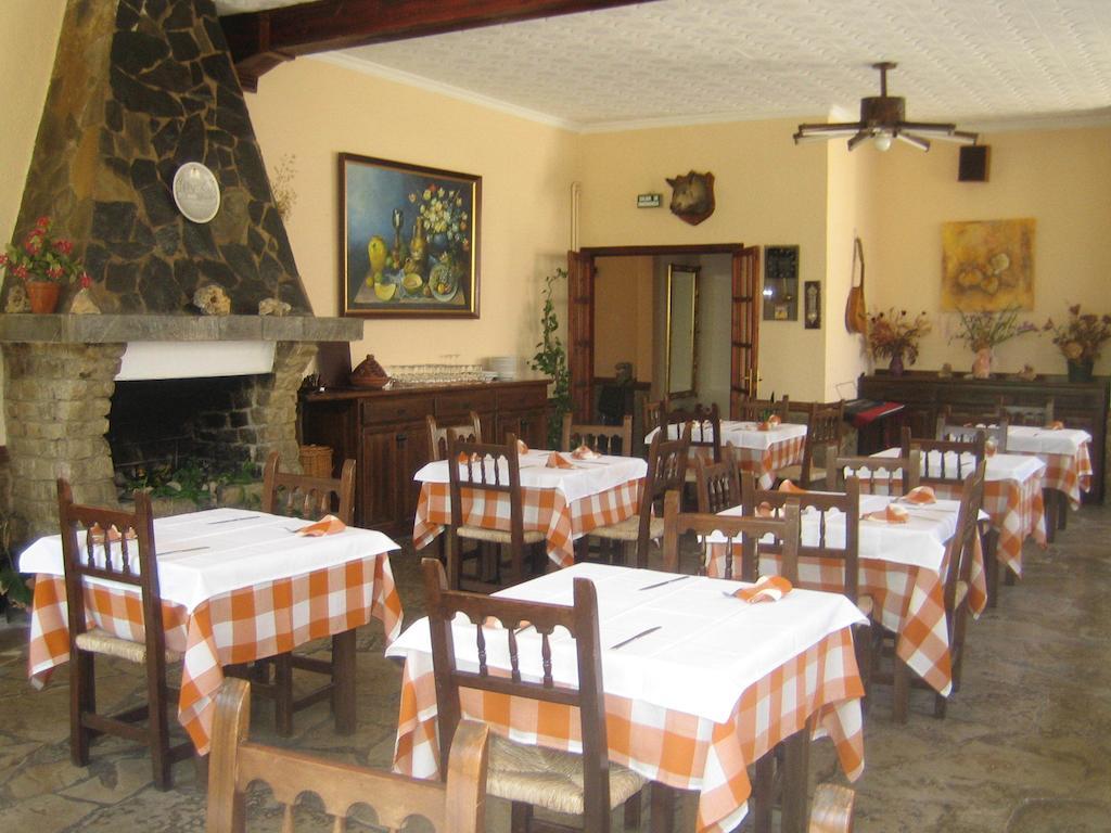Hostal Los Pinares 료렛 드 마르 외부 사진