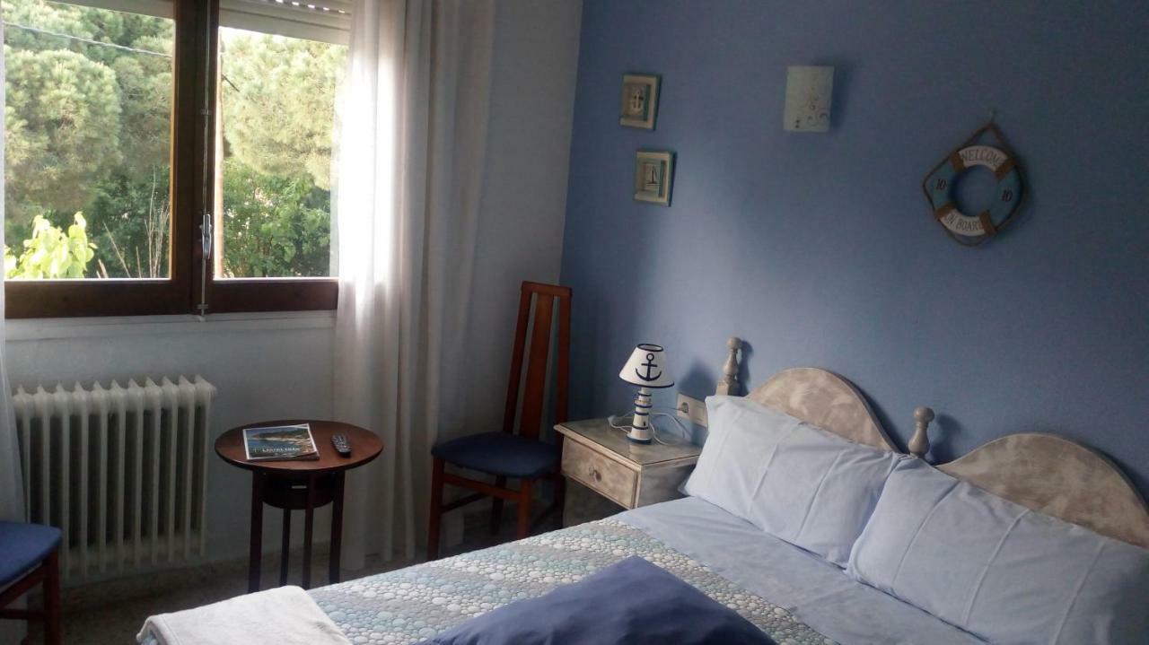 Hostal Los Pinares 료렛 드 마르 외부 사진